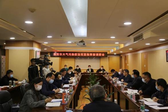 襄陽(yáng)市長(cháng)王太暉調研大氣污染防治攻堅工作時(shí)強調 突出重點(diǎn)精準施策 持續用力久久為功 堅決打贏(yíng)大氣污染防治攻堅戰
